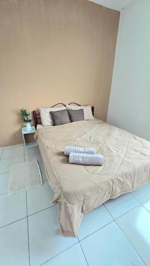 Ike Village Homestay Near With Uitm Kota Samarahan Bagian luar foto
